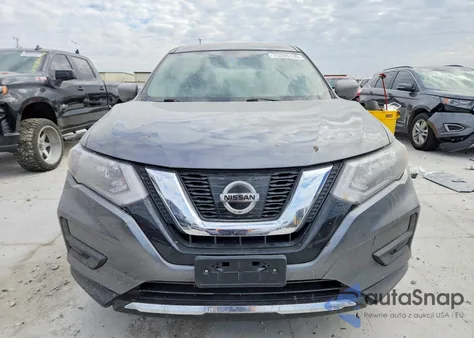 2017 Nissan Rogue S z USA, uszkodzony, nr VIN KNMAT2MTXHP588469